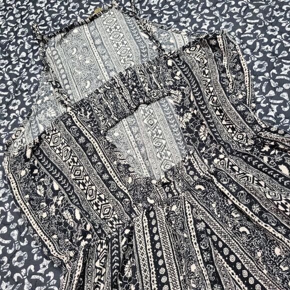 American Eagle Romper   - Picture 5 of 9